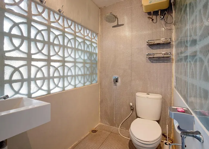 1 With Private Pool Sbb1 *